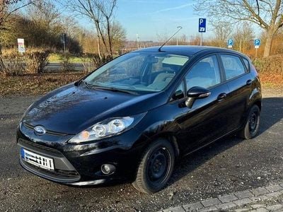 Schwarz Gebraucht 2011 Ford Fiesta Trend Limousine | 4.000 € (Fairer Preis)