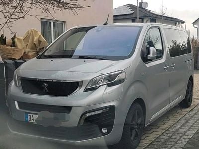 Gebraucht Peugeot Traveller 180 PS (132 kW) 2017 Silber Van / Kleinbus