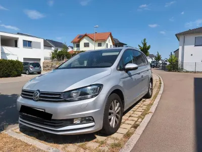 Gebraucht VW Touran Comfortline 110 PS (80 kW) 2017 Silber Van / Kleinbus