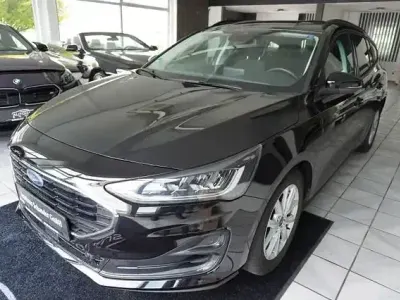 Gebraucht Ford Focus Cool & Connect 120 PS (88 kW) 2022 Schwarz Kombi