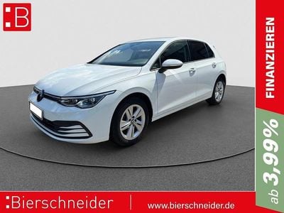 Brugt VW Golf VIII Life 131 HK (96 kW) 2023 Hvid Sedan