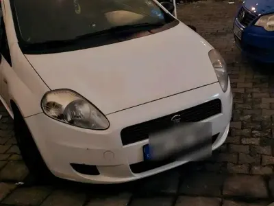 Second-hand Fiat Grande Punto 75 CP (55 kW) 2008 Alb Hatchback