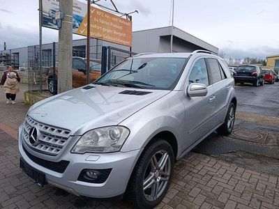 Gebraucht Mercedes ML320 224 PS (164 kW) 2008 Silber SUV