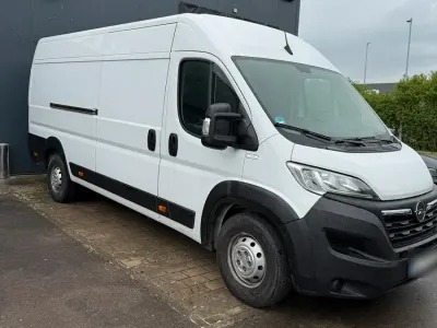 Gebraucht Opel Movano 140 PS (102 kW) 2024 Weiß Van