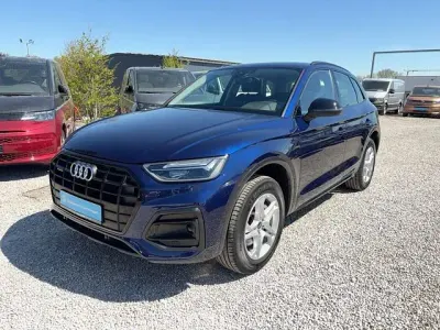 Gebraucht Audi Q5 Sport 299 PS (219 kW) 2024 Navarrablau (metallic) SUV