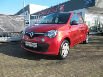 Używany Renault Twingo Expression 71 KM (52 kW) 2015 Czerwony Hatchback