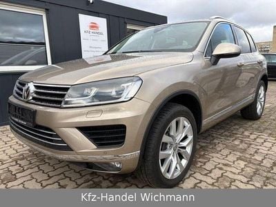Gebraucht VW Touareg Terrain Tech 262 PS (192 kW) 2016 Gold SUV