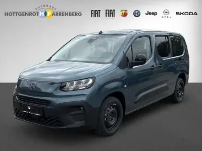 Neu Fiat Doblò 131 PS (96 kW) 2026 Violett Van / Kleinbus
