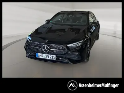 Gebraucht Mercedes A180 AMG 136 PS (100 kW) 2026 Schwarz Limousine