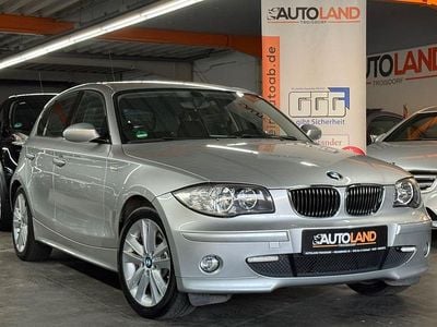 Silber Gebraucht 2006 BMW 130 Exclusive Kleinwagen | 15.999 €