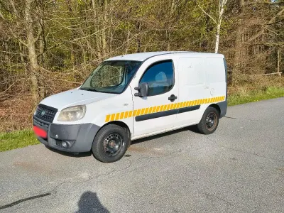 Gebraucht Fiat Doblò 75 PS (55 kW) 2007 Weiß Van / Kleinbus