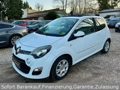 Używany Renault Twingo Dynamique 75 KM (55 kW) 2013 Biały Hatchback