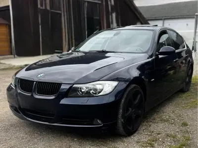 Gebraucht BMW 325 218 PS (160 kW) 2008 Blau Limousine
