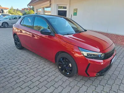 Gebraucht Opel Corsa 101 PS (74 kW) 2023 Peperoncino red Kleinwagen