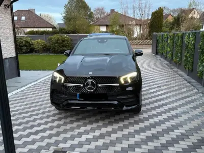 Gebraucht Mercedes GLE400 330 PS (242 kW) 2023 Schwarz SUV