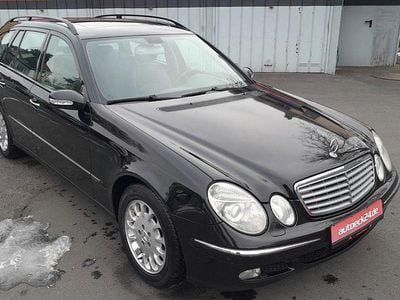 Gebraucht Mercedes E270 Elegance 177 PS (130 kW) 2004 Schwarz Kombi