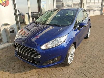 Gebraucht Ford Fiesta Titanium 95 PS (69 kW) 2015 Indicblau metallic Limousine