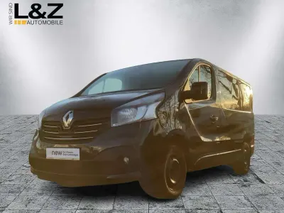 Second-hand Renault Trafic 125 CP (91 kW) 2018 Negru Monovolum
