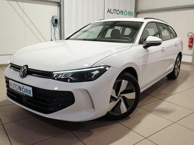 Pure white Gebraucht 2024 VW Passat Kombi | 31.400 € (Superpreis)