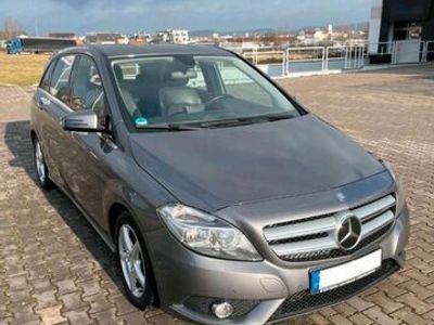 gebraucht Mercedes B200 top zustandand