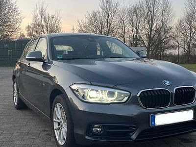 Usata BMW 118 Sport Line 150 CV (110 kW) 2018 Grigio Utilitaria