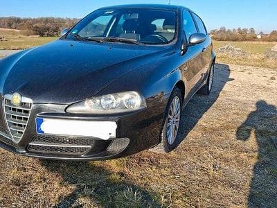 Gebraucht Alfa Romeo 147 120 PS (88 kW) 2008 Schwarz Kleinwagen