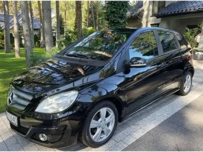 Używany Mercedes A170 116 KM (85 kW) 2008 Czarny Sedan/Limuzyna