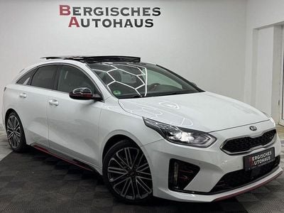 Weiß Gebraucht 2019 Kia ProCeed GT GT Kleinwagen | 22.500 € (Etwas zu teuer)