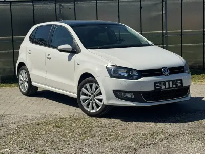 Gebraucht VW Polo Life 90 PS (66 kW) 2014 Weiß Kleinwagen