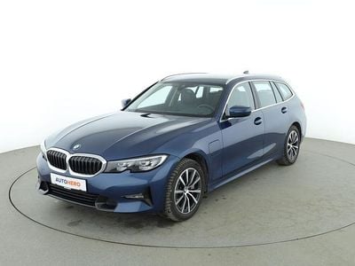 Gebraucht BMW 330e Sport Line 113 PS (83 kW) 2020 Blau Kombi