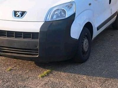 Usata Peugeot Bipper 75 CV (55 kW) 2009 Bianco Monovolume