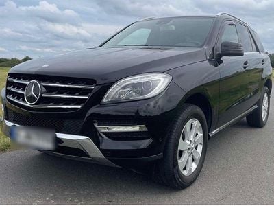 Gebraucht Mercedes ML250 204 PS (150 kW) 2012 Schwarz SUV