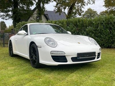 Porsche 911 Carrera