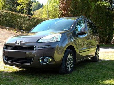 Occasion Peugeot Partner Tepee Family 98 PK (72 kW) 2013 Bruin MPV
