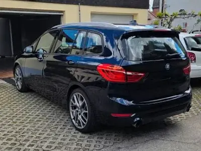 Gebraucht BMW 220 Gran Tourer 192 PS (141 kW) 2016 Blau Van / Kleinbus