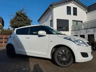 Gebraucht Suzuki Swift X-TRA 94 PS (69 kW) 2013 Weiß Kleinwagen