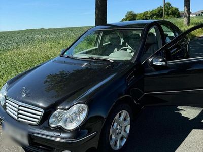 Mercedes C230