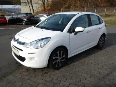 Gebraucht Citroën C3 SELECTION 68 PS (50 kW) 2016 Weiß Limousine