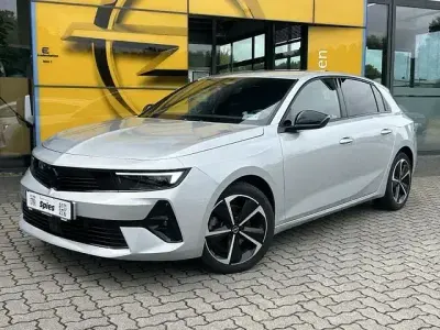 Gebraucht Opel Astra 131 PS (96 kW) 2024 Aluminiumgrau Kleinwagen