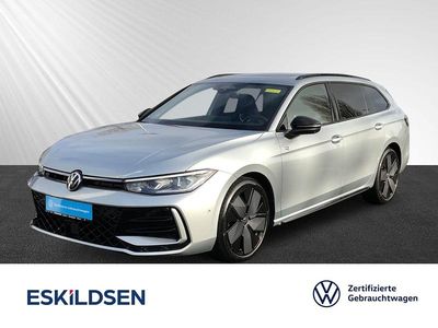Second-hand VW Passat R-line 150 CP (110 kW) 2024 Argintiu Break