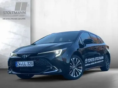 Neu Toyota Corolla 140 PS (102 kW) 2025 Schwarz Kombi