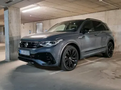 Gebraucht VW Tiguan Black Edition 200 PS (147 kW) 2021 Grau SUV