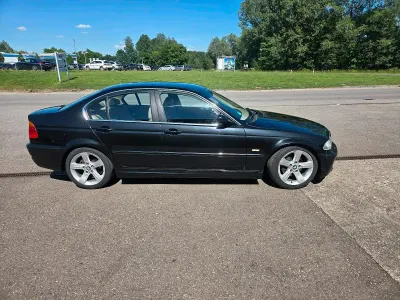 Gebraucht BMW 323 170 PS (125 kW) 1999 Schwarz Limousine