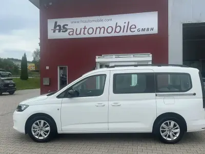 Gebraucht VW Caddy 102 PS (75 kW) 2024 Weiß Van / Kleinbus