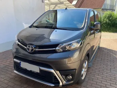 Gebraucht Toyota Proace Team 177 PS (130 kW) 2020 Grau Van / Kleinbus