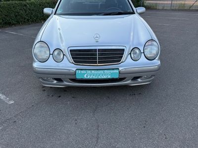 Mercedes E240