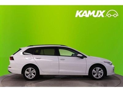 Gebraucht VW Golf VIII Life 116 PS (85 kW) 2025 Pure white Kombi