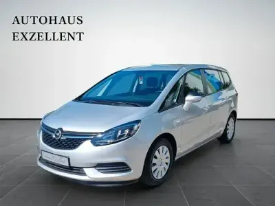 Gebraucht Opel Zafira Edition 120 PS (88 kW) 2017 Silber Van / Kleinbus