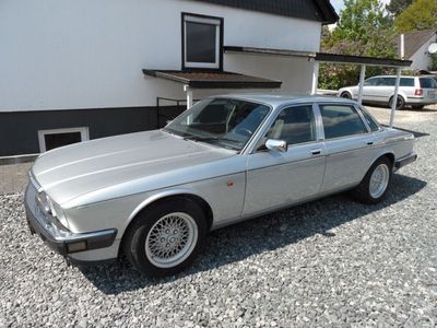 gebraucht Jaguar XJ40 DaimlerDouble Six 6.0, 2.Hand, Tüv Neu