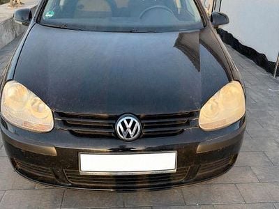 Usata VW Golf IV Trendline 75 CV (55 kW) 2005 Nero Berlina